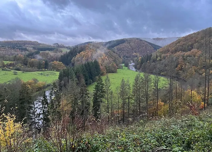 Aan De Ourthe In Maboge En Ardenne